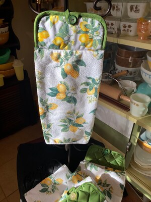 Lemon Themed Hanging Dish Towel - image4